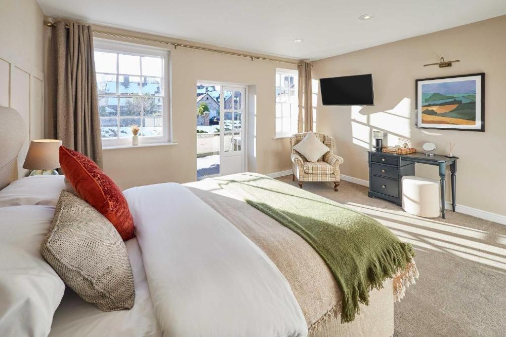 The Raven Hotel At Much Wenlock By Purestay Exteriér fotografie